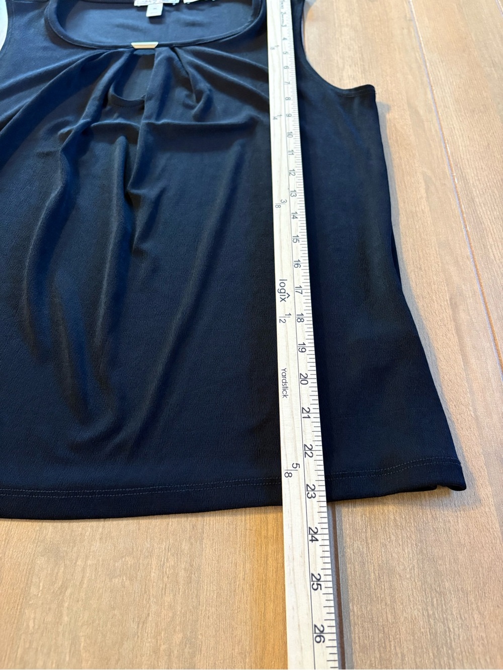 Dana Buchman Travel Anywhere Black Sleeveless Pleated Keyhole Tank Top Medium - Picture 8 of 9